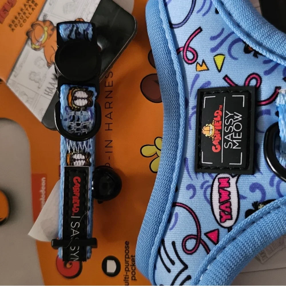 Disney Sassy Meow Blue Garfield Harness, Collar and Leash Set (S)